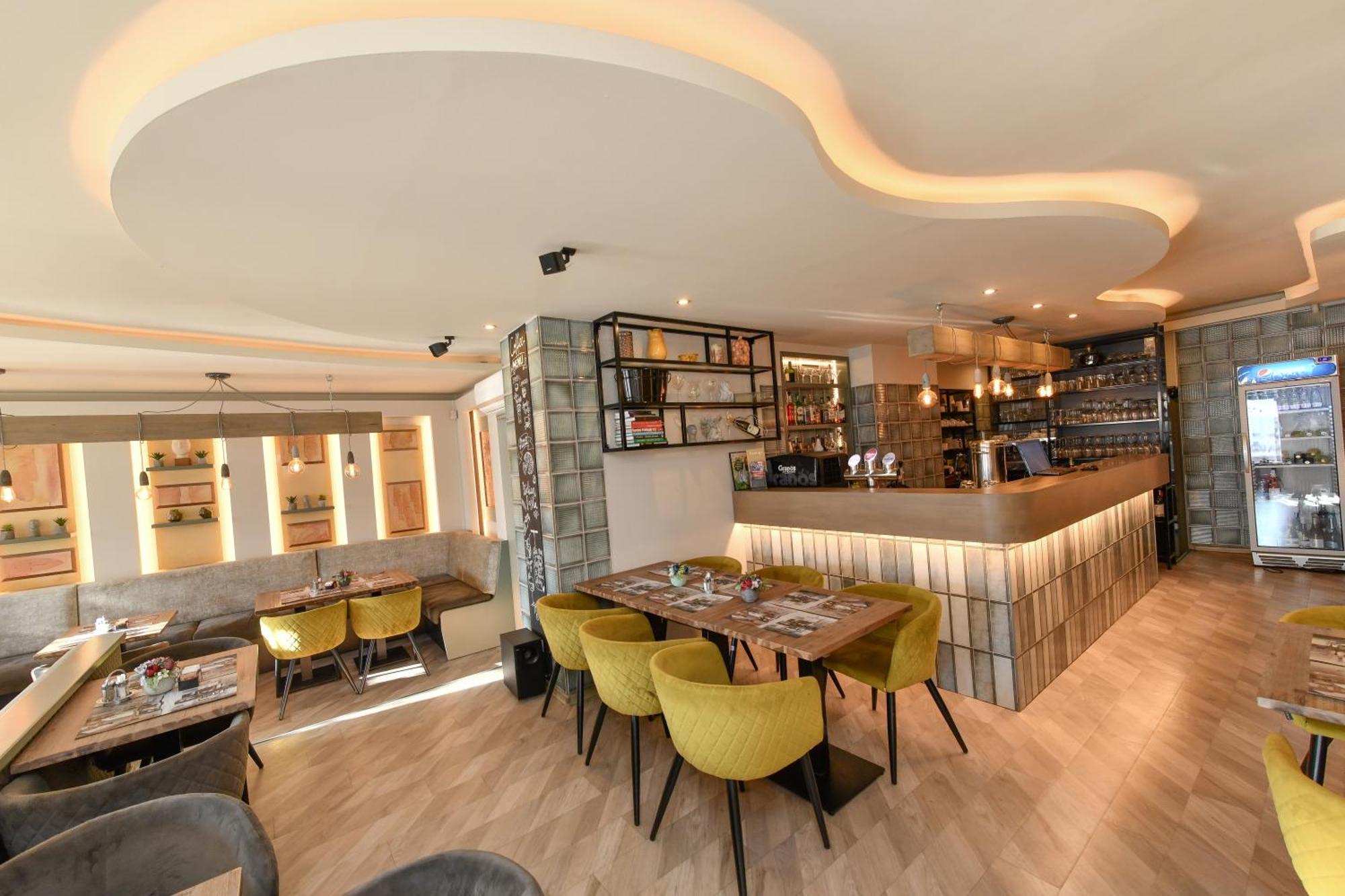 Portre Panzio Otel Kőszeg Dış mekan fotoğraf